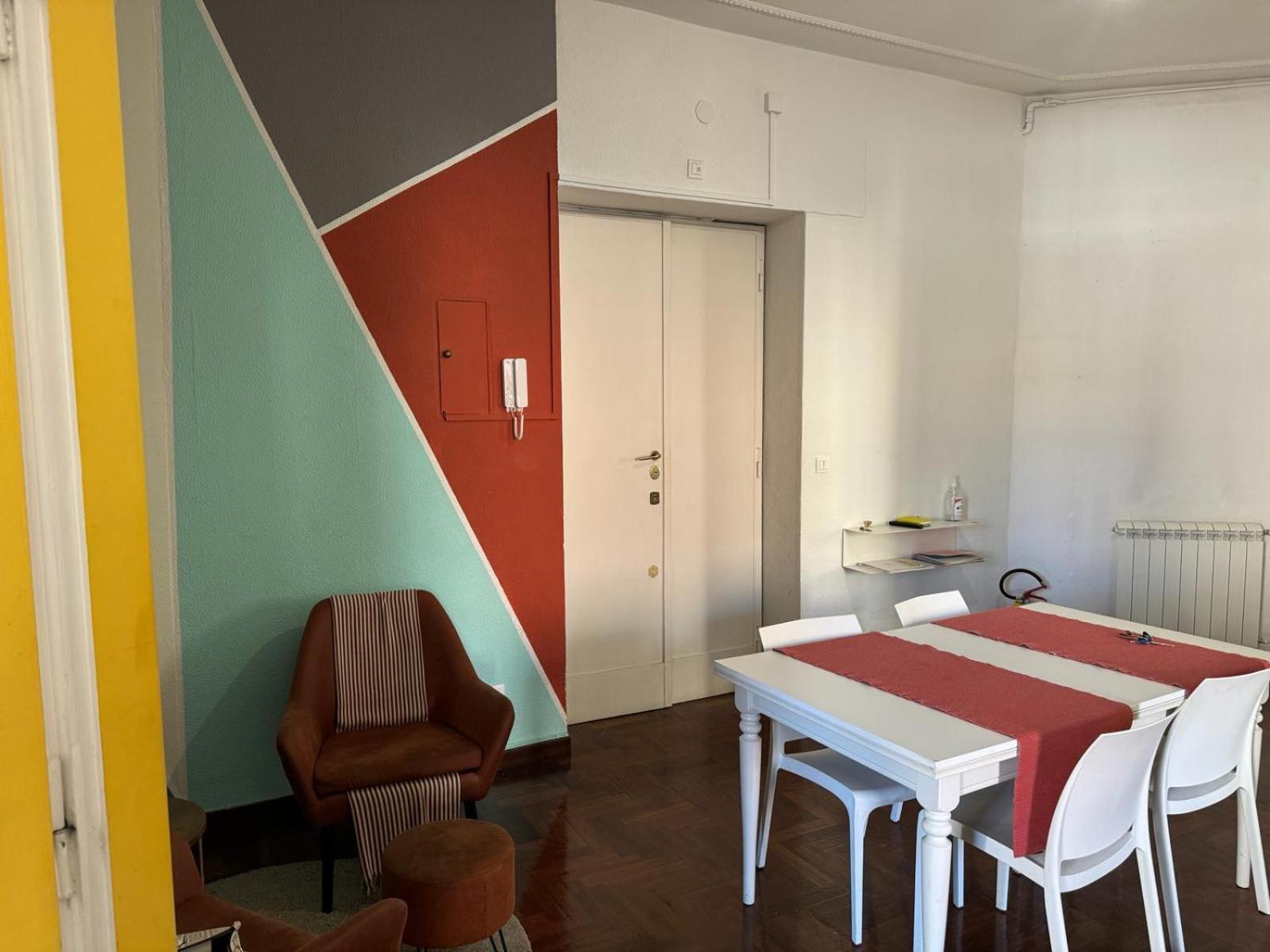 A Colorful Spot For La Dolce Vita Rome Exterior photo